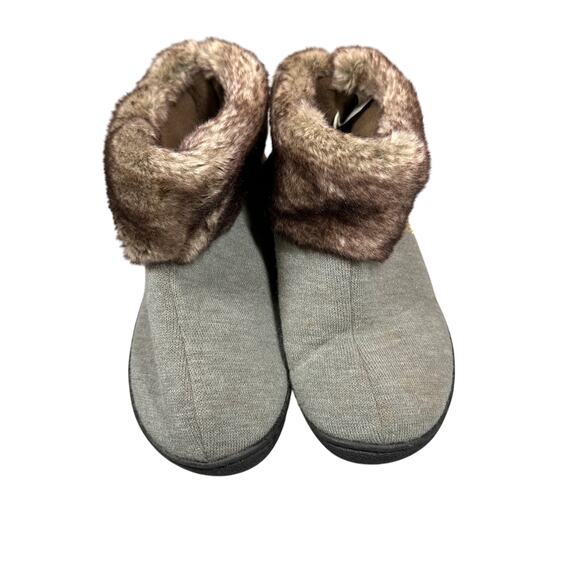 isotoner Slipper Womens 6.5/7 Grey with Brown Faux Fur Soft Comfortable Warm - Picture 1 of 9